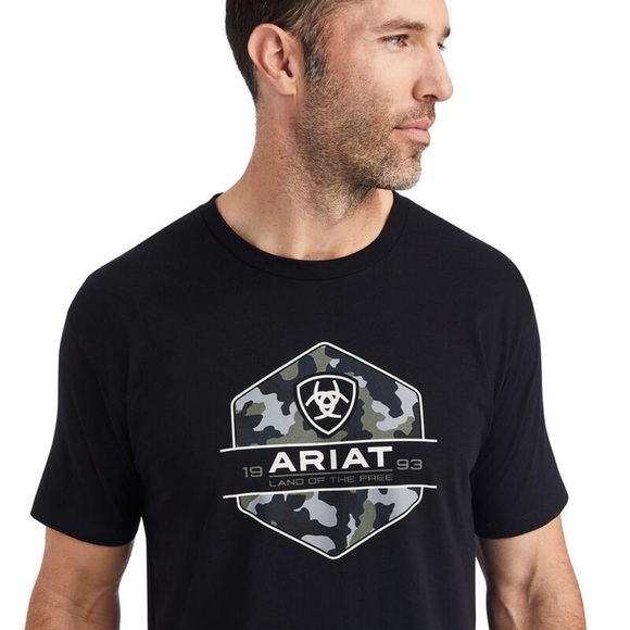 Nwt Ariat men’s camo badge Tshirt - Picture 2 of 4